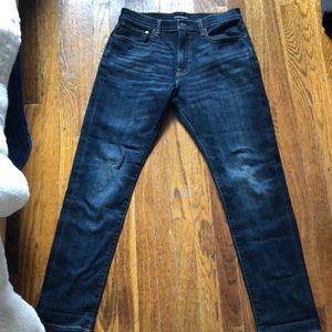 Men’s lucky brand athletic slim jeans